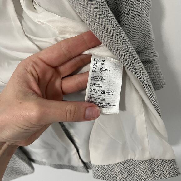 H&M Gray Herringbone Blazer Jacket Size 10 - Picture 4 of 5